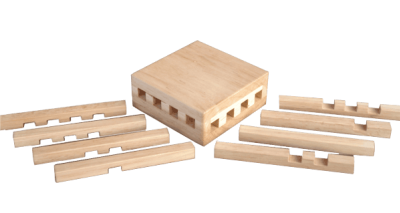 Schloss Knobelspiel aus Holz – 8 Stäbchen richtig lösen
